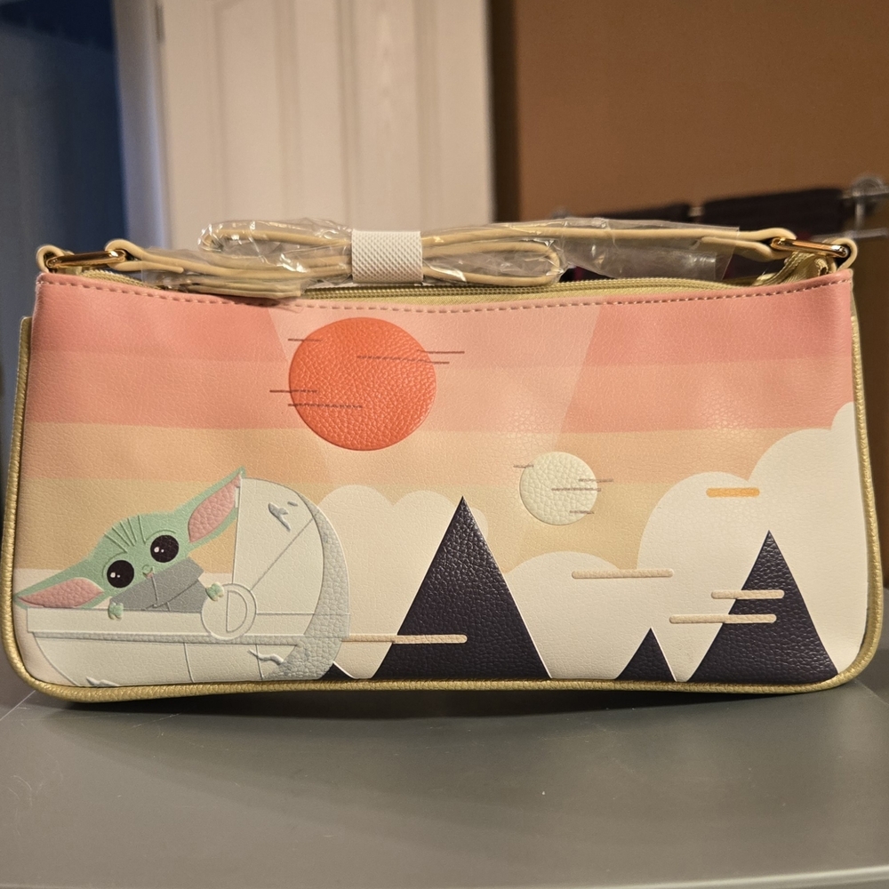 Danielle Nicole Star Wars The Mandalorian Grogu (Baby Yoda) Shoulder Bag